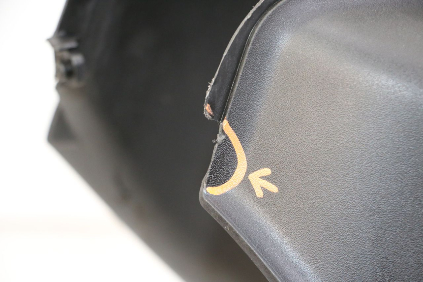 photo de PEDANE PEUGEOT LUDIX 50 (2008 - 2017) - Stato della superficie e materiale