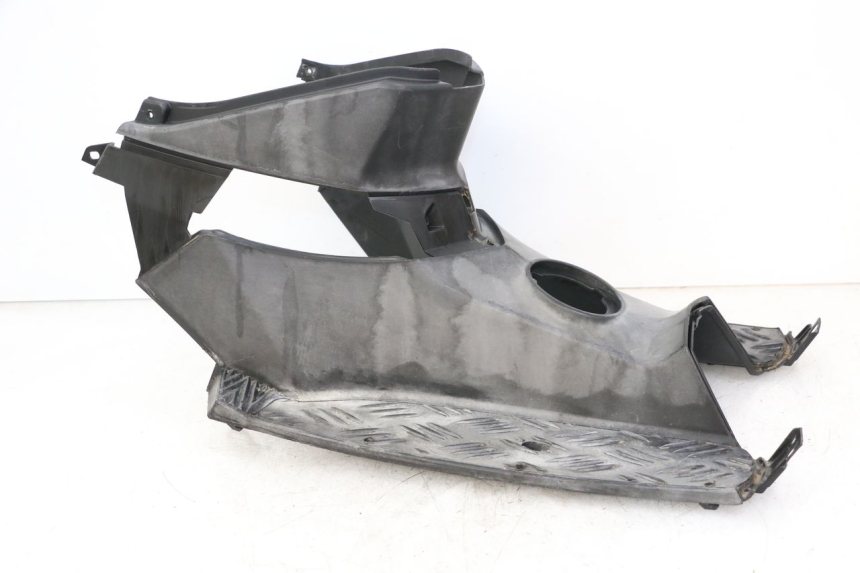 photo de CARENA PEDANA PEUGEOT SPEEDFIGHT 3 LC 2T 50 (2009 - 2015) - Zoom sui componenti