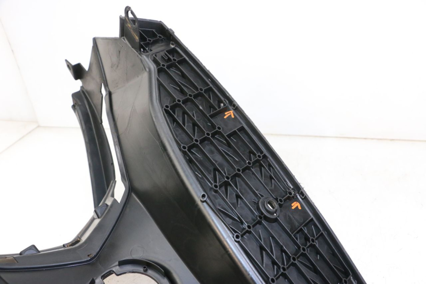 photo de CARENA PEDANA PEUGEOT SPEEDFIGHT 3 LC 2T 50 (2009 - 2015) - Primo piano tecnico