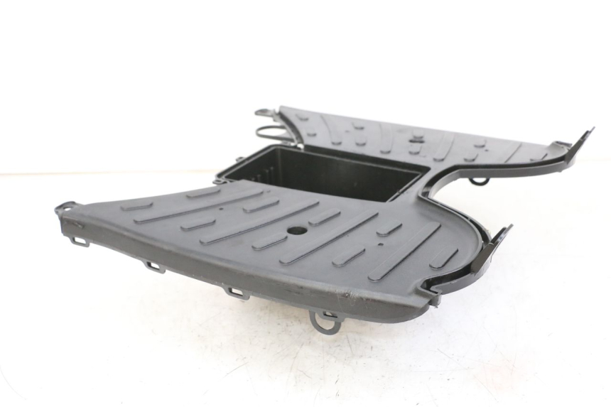 photo de MARCHE PIED PEUGEOT STREETZONE 4T 50 (2018 - 2023) - Primo piano tecnico