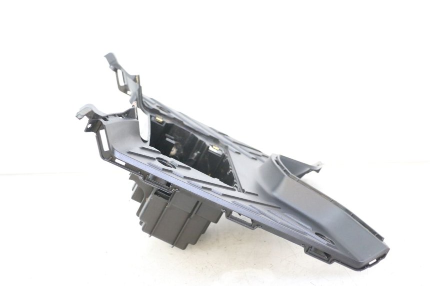 photo de CARENA PEDANA PEUGEOT TWEET 4T 50 (2023 - 2025) - Primo piano tecnico