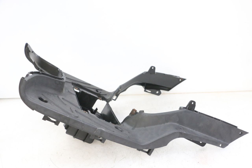 photo de CARENA PEDANA PEUGEOT TWEET 4T 50 (2014 - 2019) - Altra angolazione