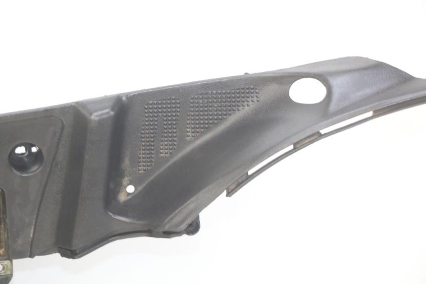 photo de MARCHE PIED TNT MOTOR ROMA 10' 4T 50 (2019 - 2022) - Dettagli dei punti di fissaggio