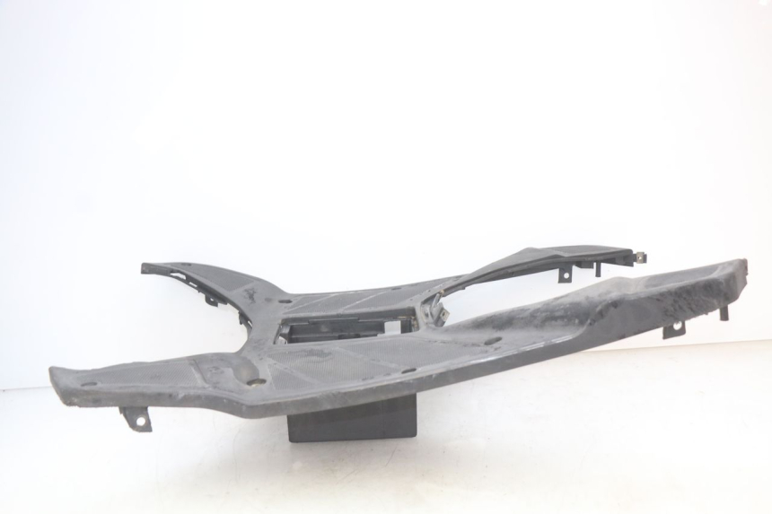 photo de PEDANE KEEWAY RY6 2T 50 (2011 - 2019) - Stato della superficie e materiale