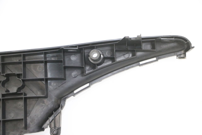 photo de CARENA PEDANA DAELIM S1 125 (2007 - 2016) - Altra vista dell'articolo