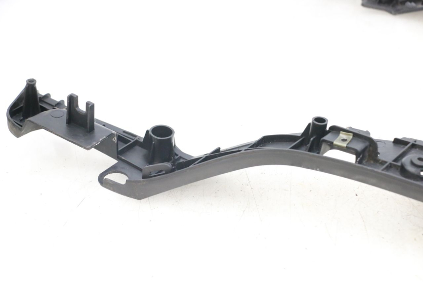 photo de PEDANA DAELIM S3 125 (2010 - 2017) - Primo piano tecnico