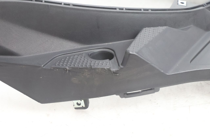 photo de CARENA PEDANA JM MOTORS SANTANA EVO 50 (2024 - 2026) - Altra angolazione