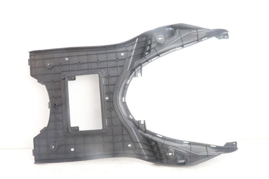photo de CARENA PEDANA JM MOTORS SANTANA EVO 50 (2024 - 2026) - Dettagli dei punti di fissaggio