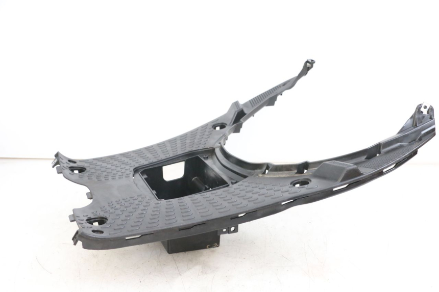 photo de PEDANE JM MOTORS SANTANA 50 (2014 - 2023) - Stato della superficie e materiale