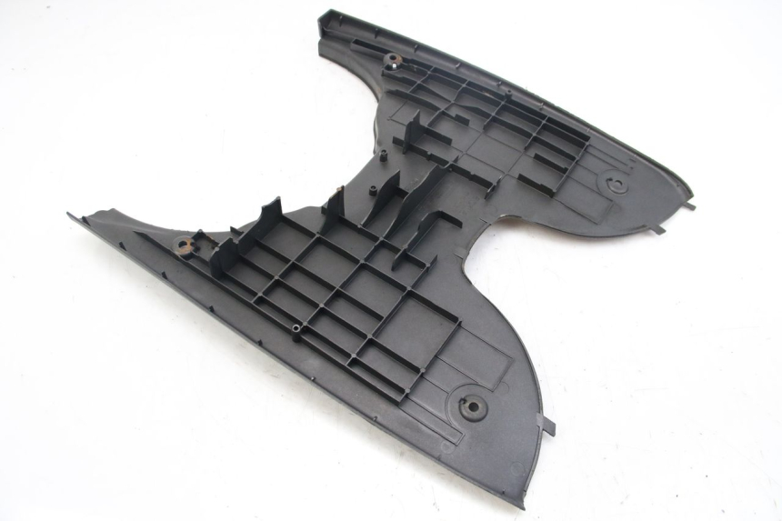 photo de MARCHE PIED APRILIA SCARABEO 4T 50 (2009 - 2017) - Primo piano tecnico