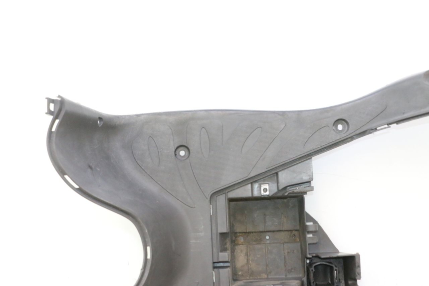 photo de CARENA PEDANA HONDA SH 125 (2001 - 2003) - Primo piano tecnico