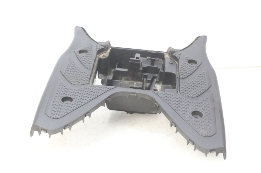 photo de PEDANA SUZUKI SIXTEEN 125 (2008 - 2010) - Altra angolazione