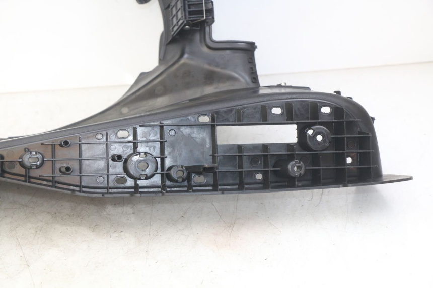 photo de PEDANE MBK SKYCRUISER 125 (2010 - 2013) - Dettagli dei punti di fissaggio