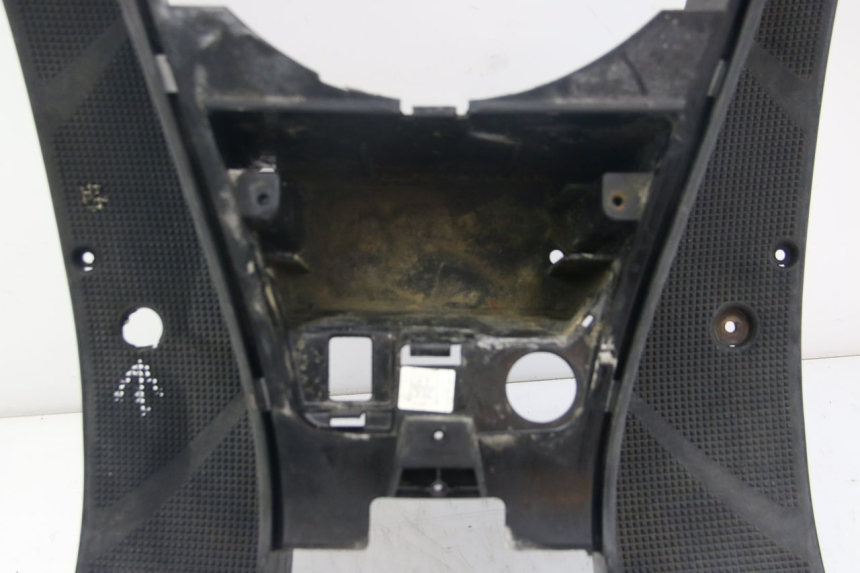 photo de PEDANE MBK SKYLINER 125 (1998 - 2001) - Zoom sullo stato d'uso