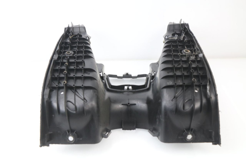 photo de Pedana PEUGEOT SPEEDFIGHT 2 AC 50 (2000 - 2009) - Stato della superficie e materiale