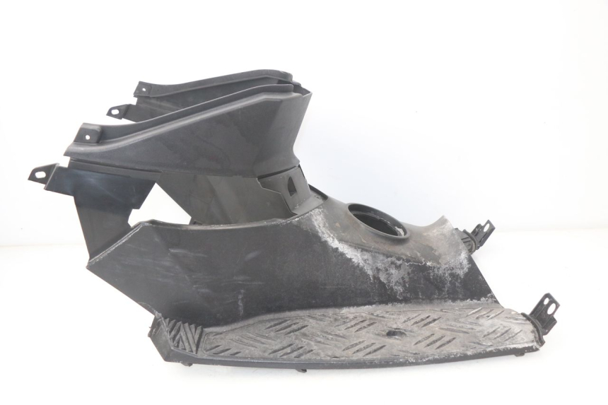 photo de PEDANA PEUGEOT SPEEDFIGHT 3 AIR 50 (2009 - 2015) - Dettagli dei punti di fissaggio