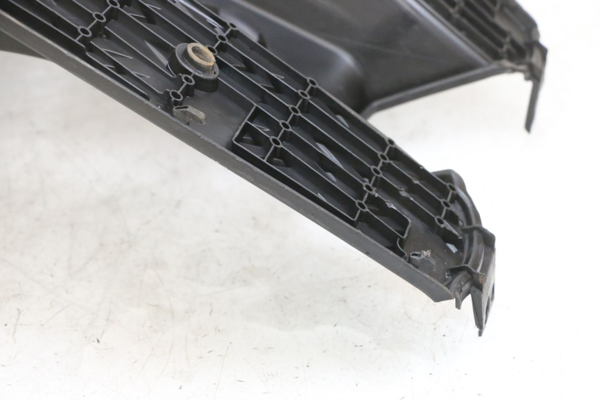 photo de CARENA PEDANA PEUGEOT SPEEDFIGHT 4 4T EFI 50 (2021 - 2025) - Vista d'insieme del prodotto