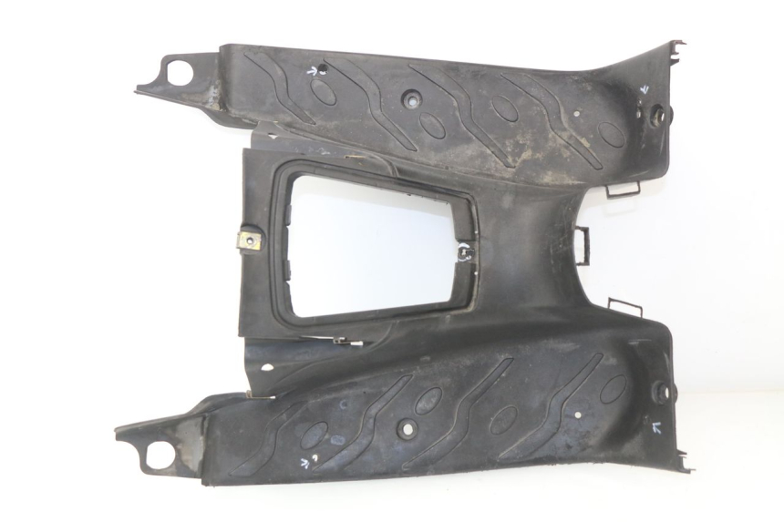 photo de CARENA PEDANA PEUGEOT SPEEDFIGHT LC 50 (1996 - 2002) - Focus sulla struttura