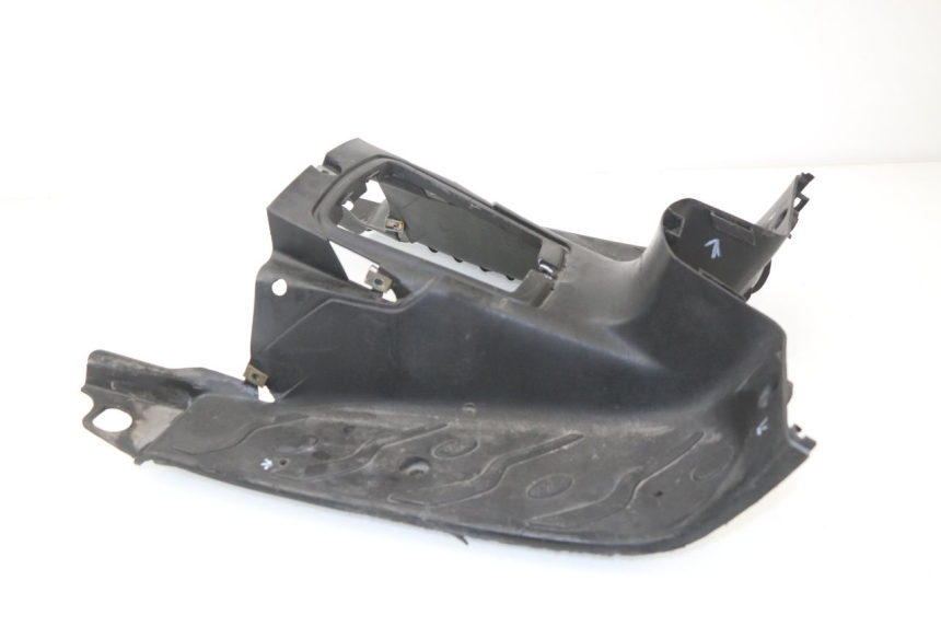 photo de CARENA PEDANA PEUGEOT SPEEDFIGHT LC 50 (1996 - 2002) - Stato della superficie e materiale