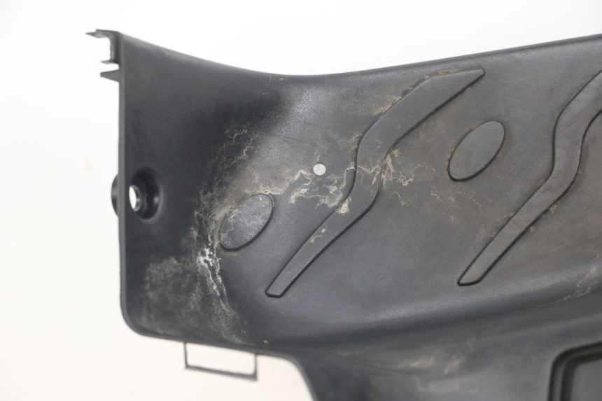 photo de PEDANE PEUGEOT SPEEDFIGHT 100 (1997 - 2007) - Caratteristiche distintive