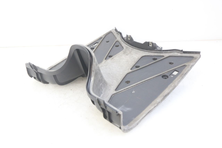 photo de PEDANA APRILIA SR 2T 50 (2012 - 2017) - Stato della superficie e materiale