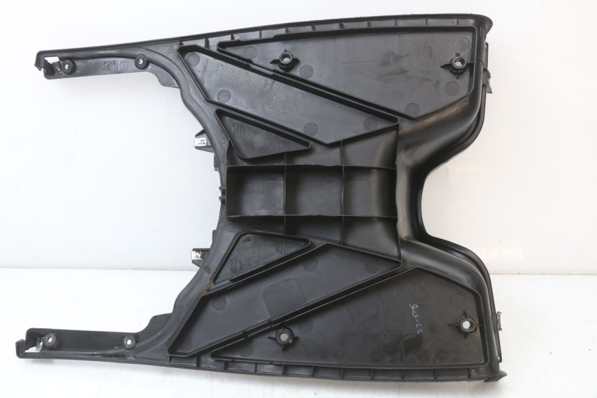 photo de CARENA PEDANA APRILIA SR 2T 50 (2018 - 2022) - Primo piano tecnico