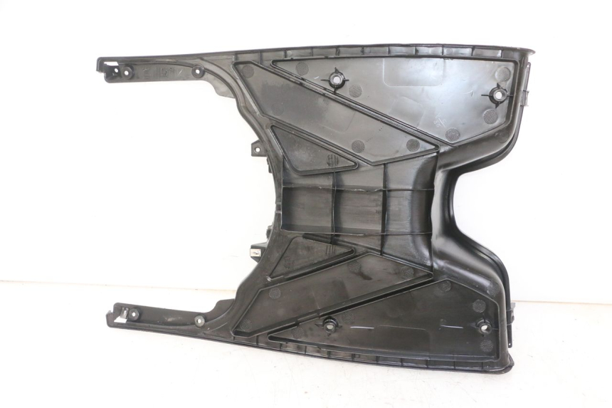 photo de CARENA PEDANA APRILIA SR 2T 50 (2018 - 2022) - Primo piano tecnico