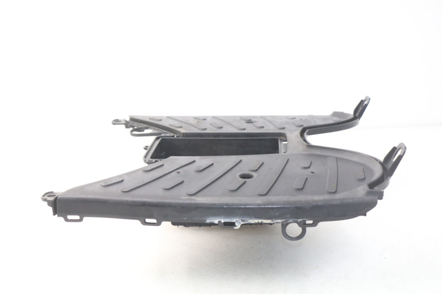 photo de CARENA PEDANA PEUGEOT STREETZONE 2T 50 (2014 - 2019) - Vista d'insieme del prodotto