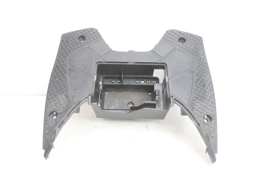 photo de CARENA PEDANA KYMCO SUPER 8 2T 50 (2007 - 2013) - Zoom sullo stato d'uso