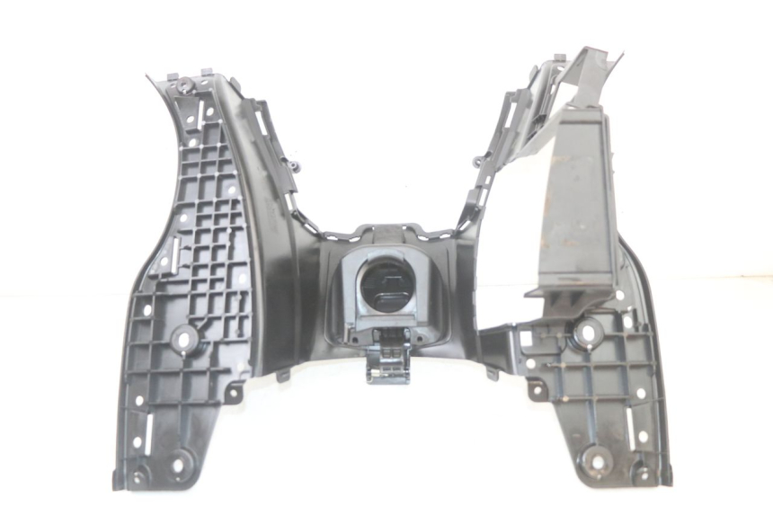 photo de CARENA PEDANA SUZUKI BURGMAN 125 (2018 - 2021) - Vista d'insieme del prodotto