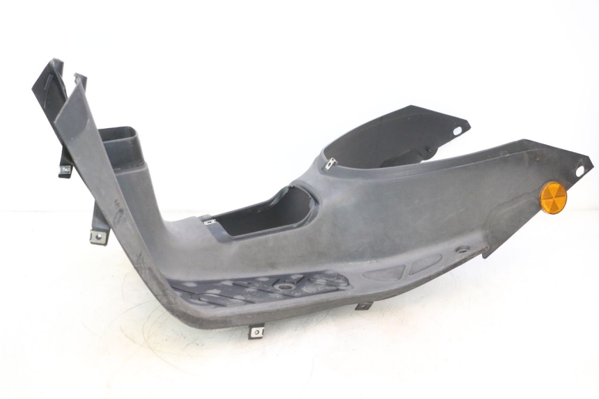 photo de CARENA PEDANA PEUGEOT TKR TREKKER FURIOUS 50 (2005 - 2014) - Primo piano ad alta risoluzione