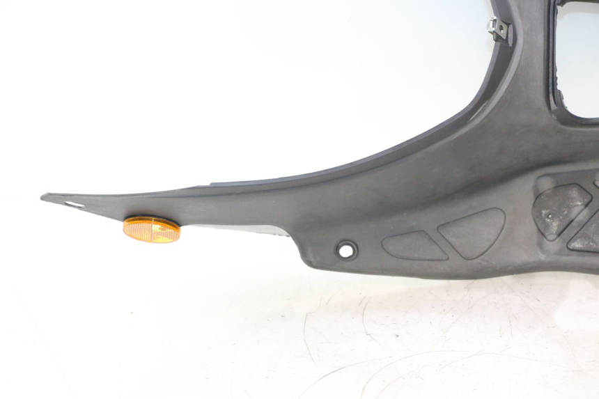 photo de CARENA PEDANA PEUGEOT TKR TREKKER FURIOUS 50 (2005 - 2014) - Focus sulla struttura
