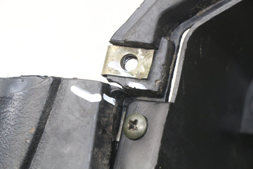 photo de Pedana BAOTIAN TRAVEL SPIRIT 50 (2010 - 2012) - Stato della superficie e materiale