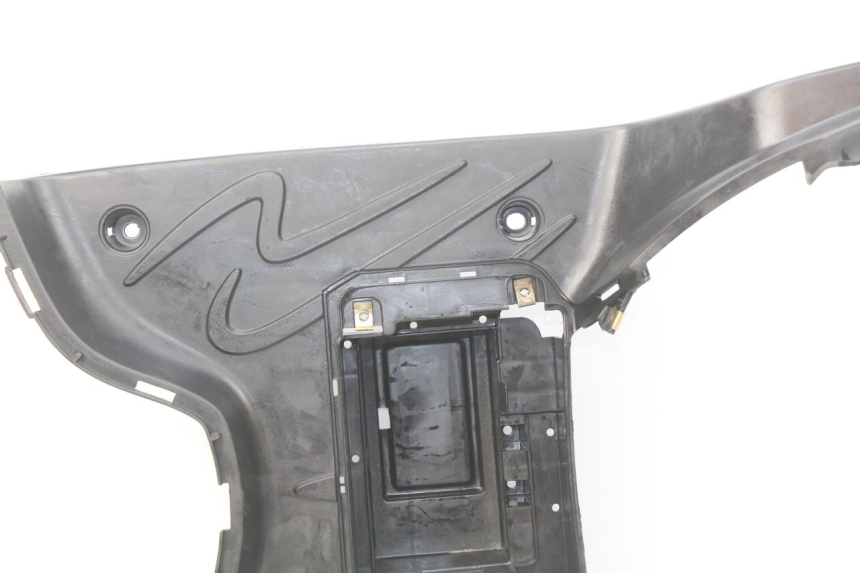 photo de Pedana PEUGEOT TWEET ACTIVE 4T 50 (2018 - 2022) - Marcature e riferimenti originali