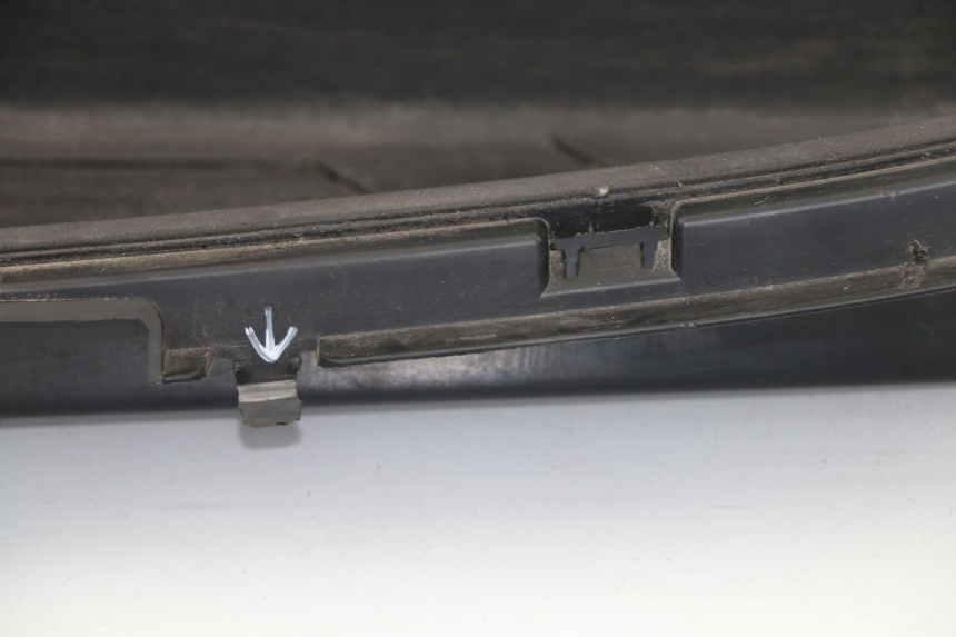 photo de Pedana RENAULT TWIZY 45 (2012 - 2019) - Dettagli dei punti di fissaggio