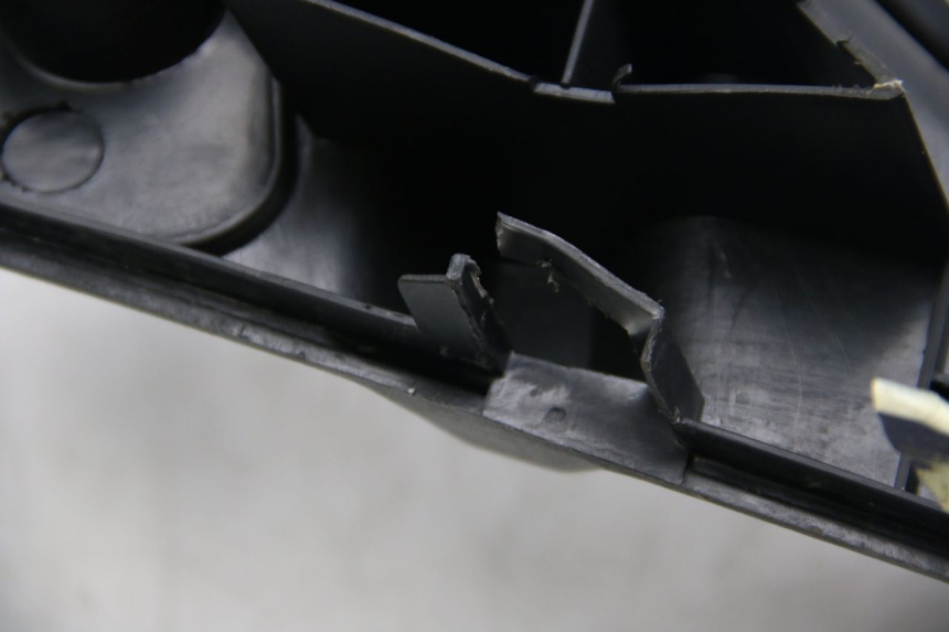 photo de PEDANA PEUGEOT V-CLIC VCLIC 50 (2007 - 2013) - Ricambio usato controllato