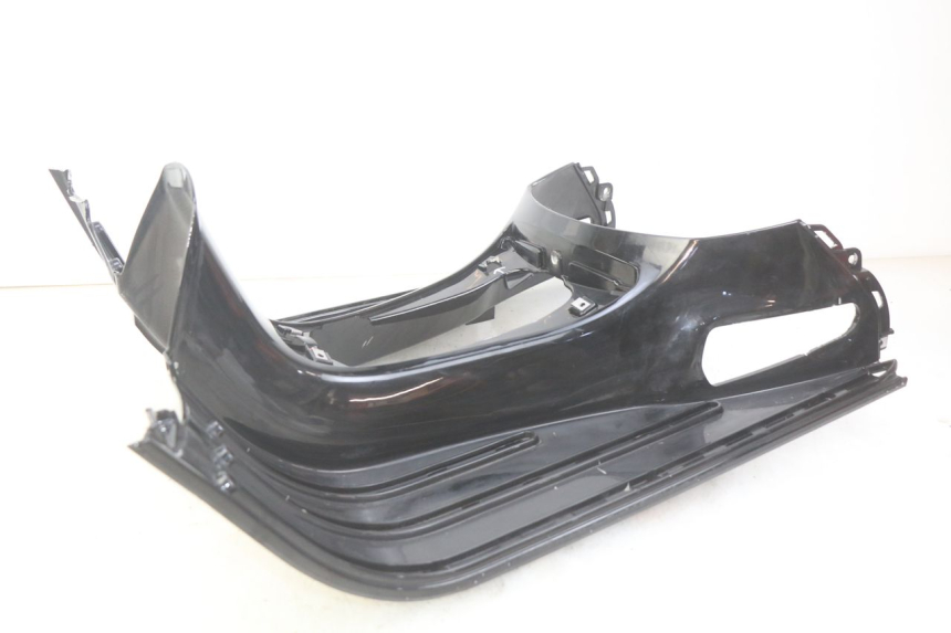 photo de PEDANA PIAGGIO VESPA GTS SUPER IE 125 (2009 - 2016) - Primo piano tecnico