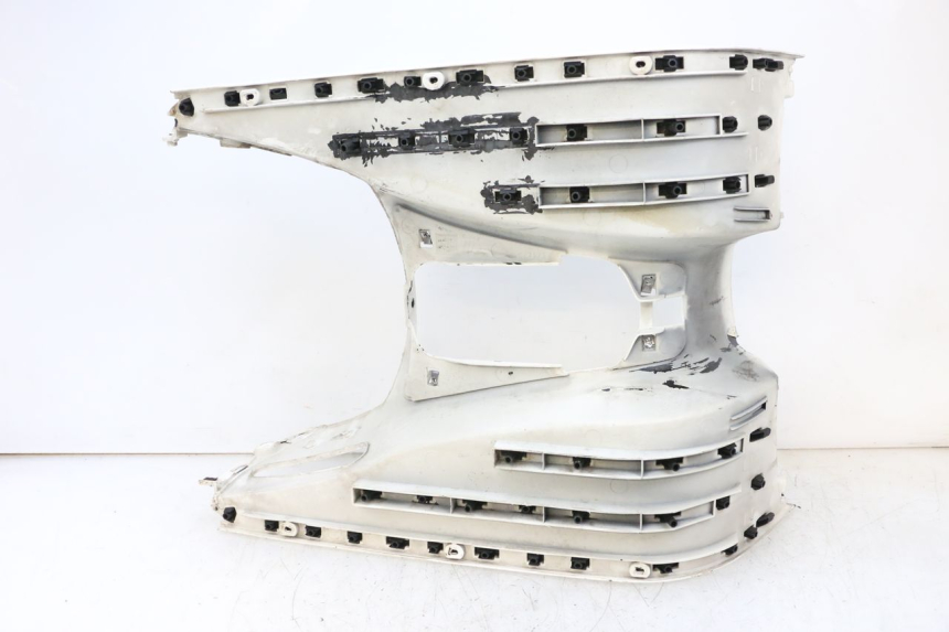 photo de PEDANA PIAGGIO VESPA GTS SUPER IE 125 (2009 - 2016) - Vista d'insieme del prodotto