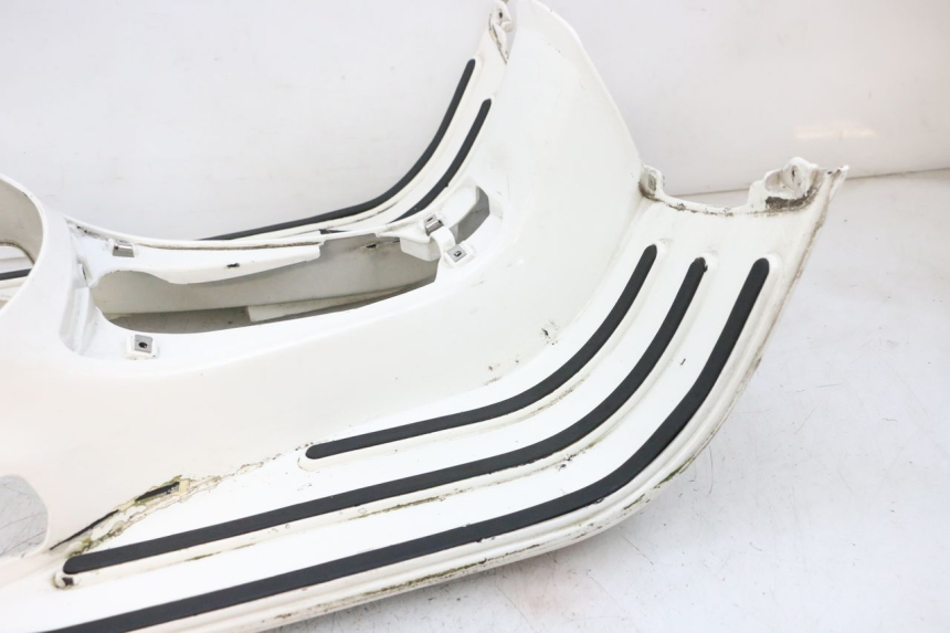 photo de PEDANA PIAGGIO VESPA GTS SUPER IE 125 (2009 - 2016) - Marcature e riferimenti originali