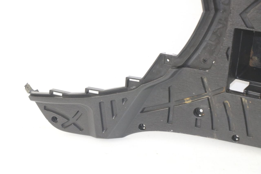 photo de Pedana EUROCKA VIRTUALITY GT 4T 50 (2011 - 2017) - Stato della superficie e materiale