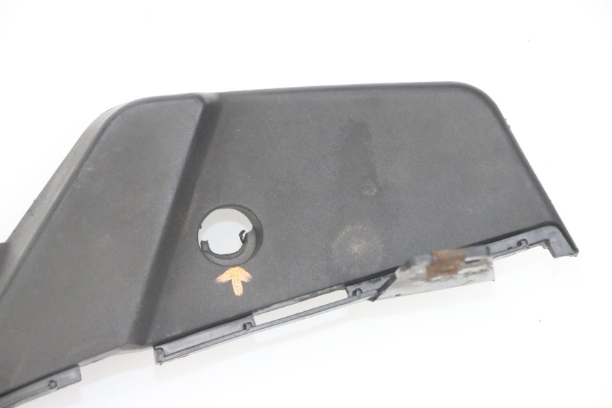 photo de PEDANA PEUGEOT VIVACITY NEW 2T 50 (2008 - 2017) - Caratteristiche distintive