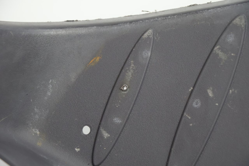 photo de MARCHE PIED PEUGEOT VIVACITY 50 (2004 - 2009) - Zoom sullo stato d'uso