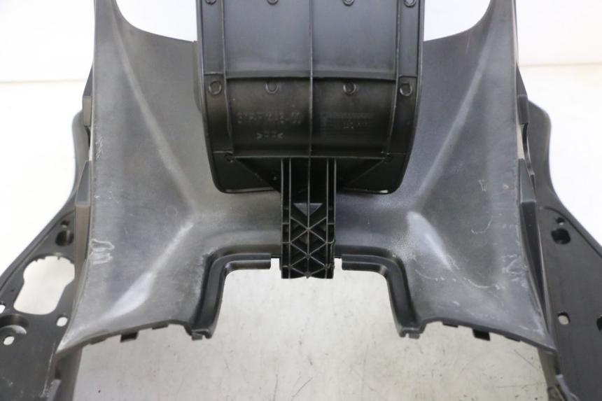 photo de PEDANE YAMAHA X-MAX XMAX 125 (2010 - 2013) - Dettaglio del componente