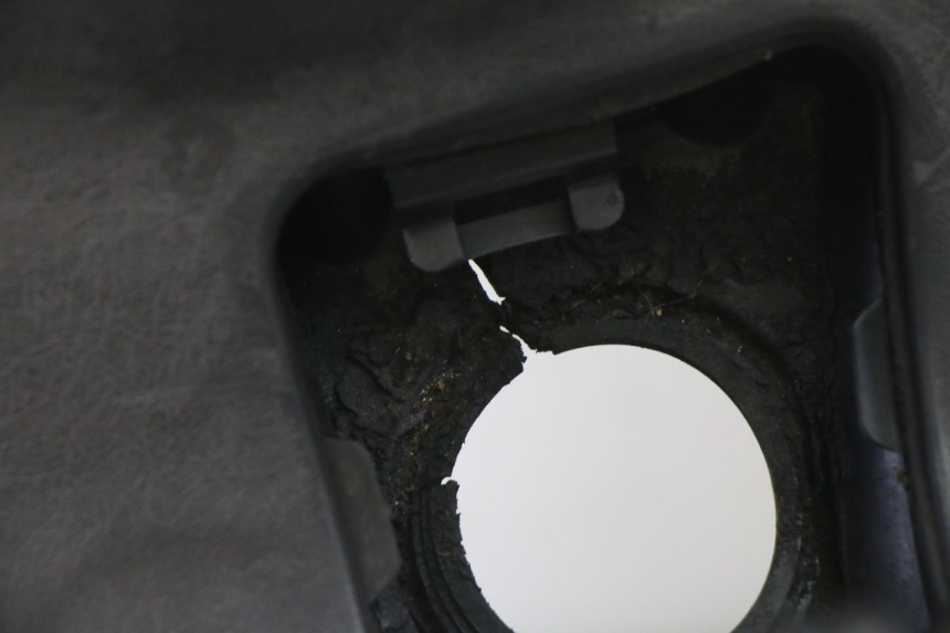 photo de PEDANE YAMAHA XMAX X-MAX 125 (2006 - 2009) - Marcature e riferimenti originali