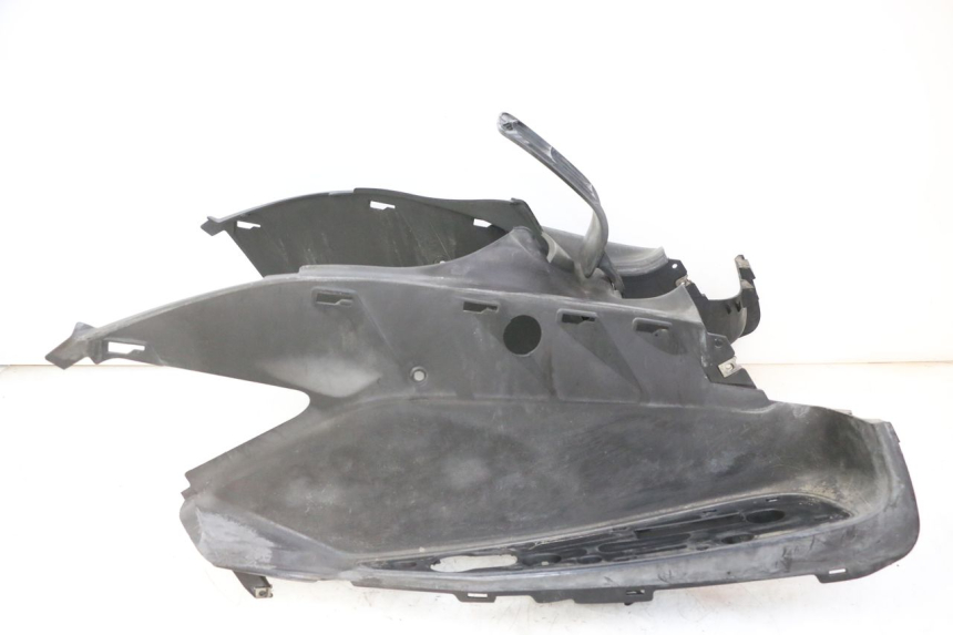 photo de PEDANE YAMAHA X-MAX XMAX 125 (2010 - 2013) - Zoom sui componenti