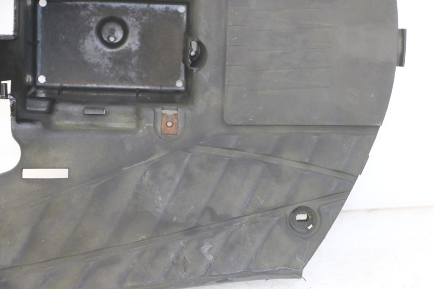 photo de CARENA PEDANA YAMAHA BW'S NG NEXT GENERATION 50 (1996 - 2003) - Primo piano ad alta risoluzione