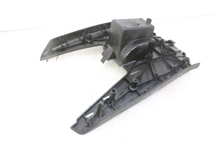 photo de CARENA PEDANA YAMAHA BW'S NG NEXT GENERATION 50 (1996 - 2003) - Primo piano tecnico