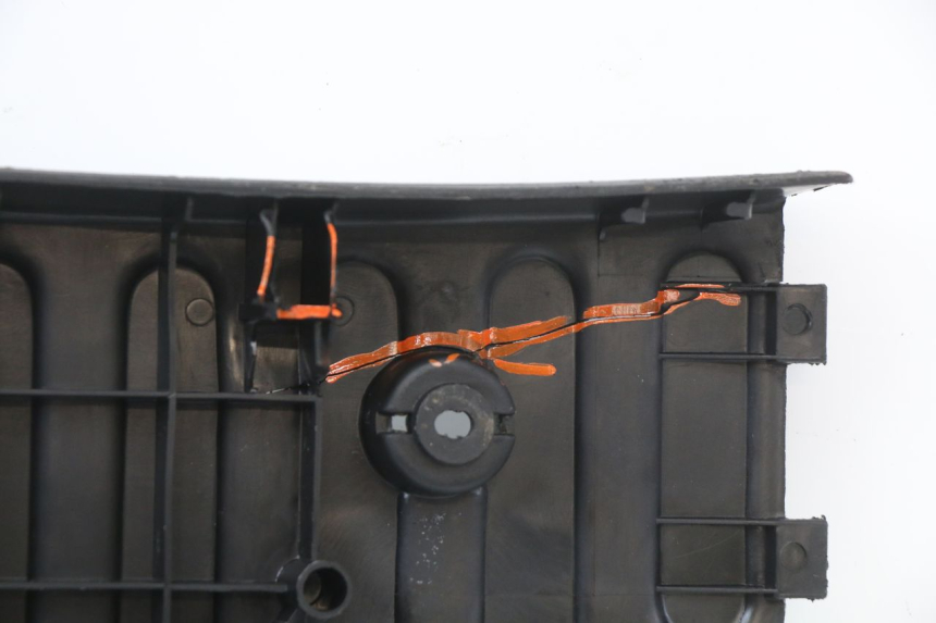 photo de CARENA PEDANA YAMAHA YE ZEST 50 (1992 - 1998) - Vista d'insieme del prodotto