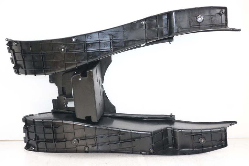 photo de CARENA PEDANA YAMAHA YP MAJESTY 125 (2002 - 2006) - Stato della superficie e materiale