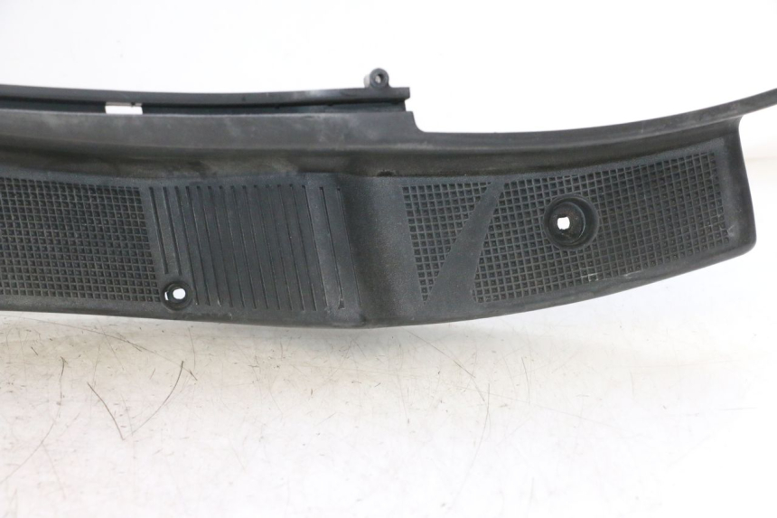 photo de CARENA PEDANA YAMAHA YP MAJESTY 125 (2002 - 2006) - Angolazione alternativa